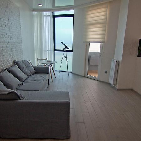 Апартаменты - Первая Линия! Batumi Exterior foto